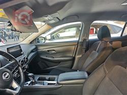 نیسان سێنترا